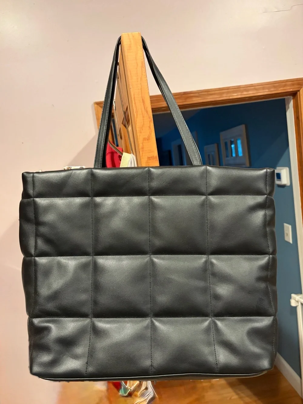 Black Quilted Tote Bag – Classic Everyday Carry